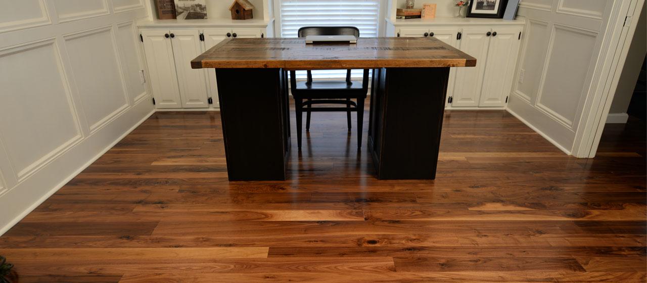 webassets/WalnutCountrySelectFlooringOffice.jpg